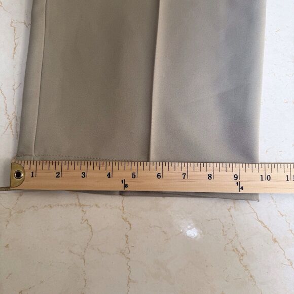 NEW $80‎ NWT IZOD XFG Swingflex Waist Golf Pants Khaki Beige  38x 30 Flat Front - Picture 8 of 16